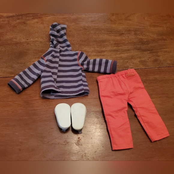 American Girl Butterfly Hoodie Doll Outfit, Doll Not Included - Picture 7 of 10
